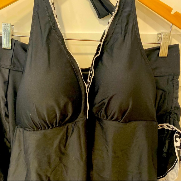 Brand new 2 pc bathing suit. Skort with Tankini. Black with white ruffle. - Picture 3 of 6